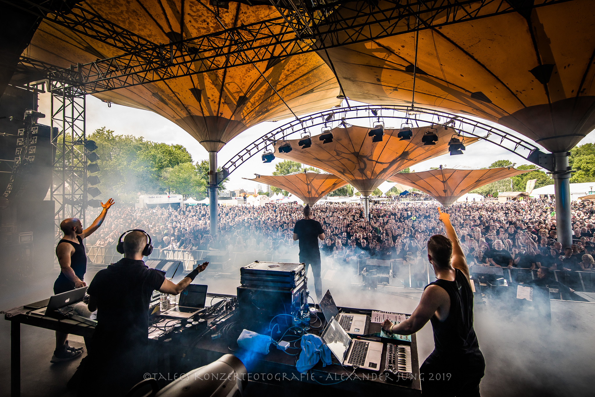 Faderhead Copyright AlexanderJung 2019 0018