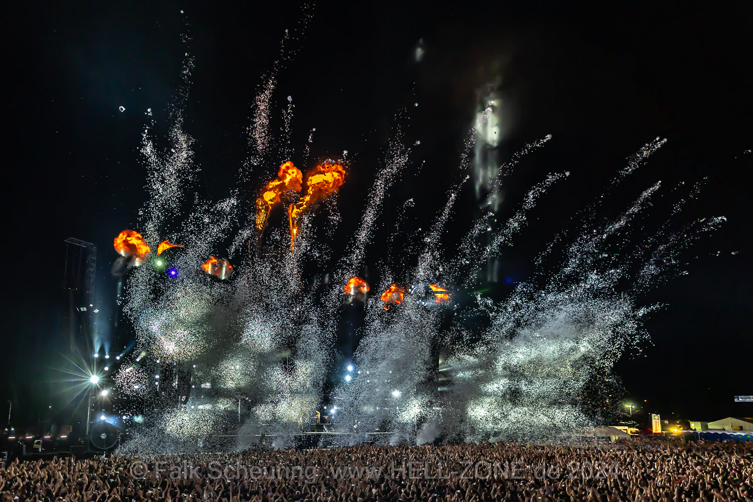 Rammstein - Foto Falk Scheuring