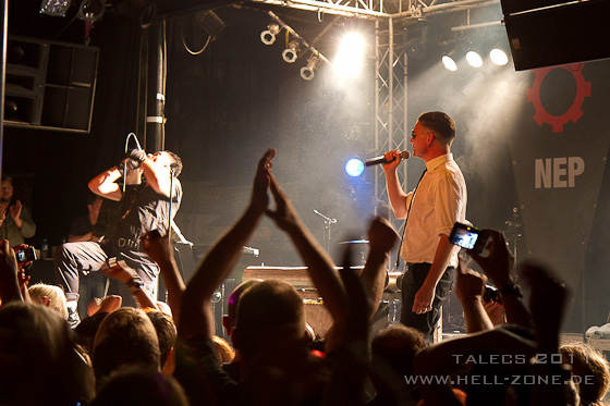 NITZER EBB VS DIE KRUPPS