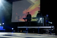 FRONT242-0012