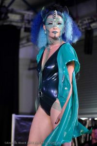 Fashion Show - Mera Luna