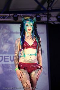 Fashion Show - Mera Luna