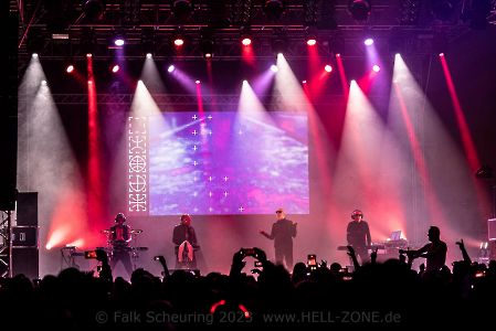 Front 242