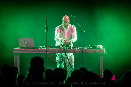 DE/VISION REDUX - Halle 16.05.2025