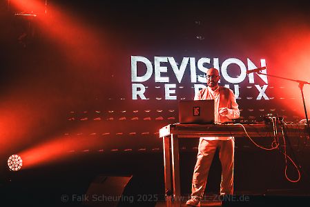 DE/VISION REDUX - Halle 16.05.2025