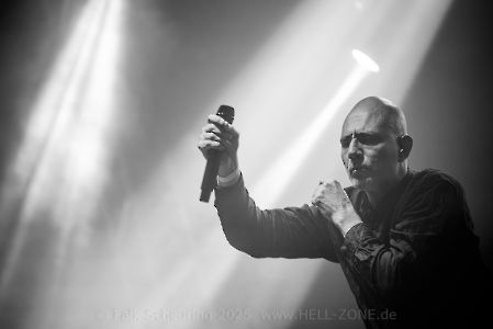 DE/VISION REDUX - Halle 16.05.2025