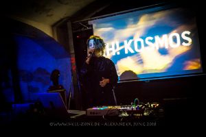 AH KOSMOS