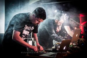 DEAD VOICES ON AIR
