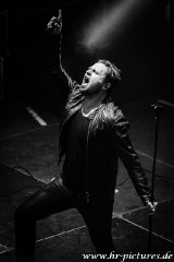 A LIFE DIVIDED - Thale 2017