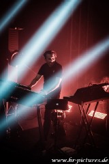 VNV Nation