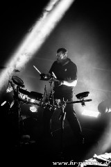 VNV Nation